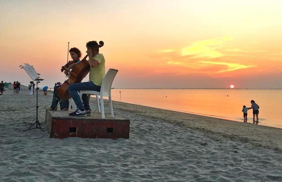 Marina Beach Bianca Villa ลีโด เดลยี เอสเตนซี ภายนอก รูปภาพ